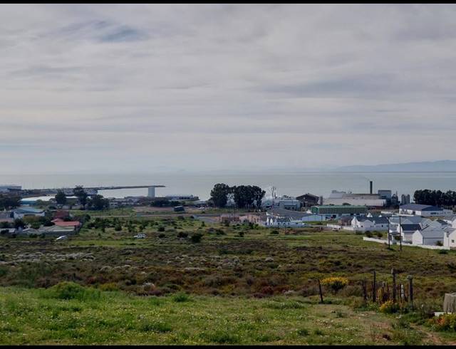 LAND FOR SALE IN HARBOUR LIGHTS